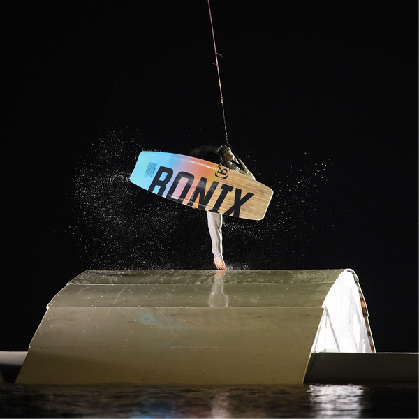 2022 Ronix Co- Pilot Cabo Wakeboard 22222 - Black